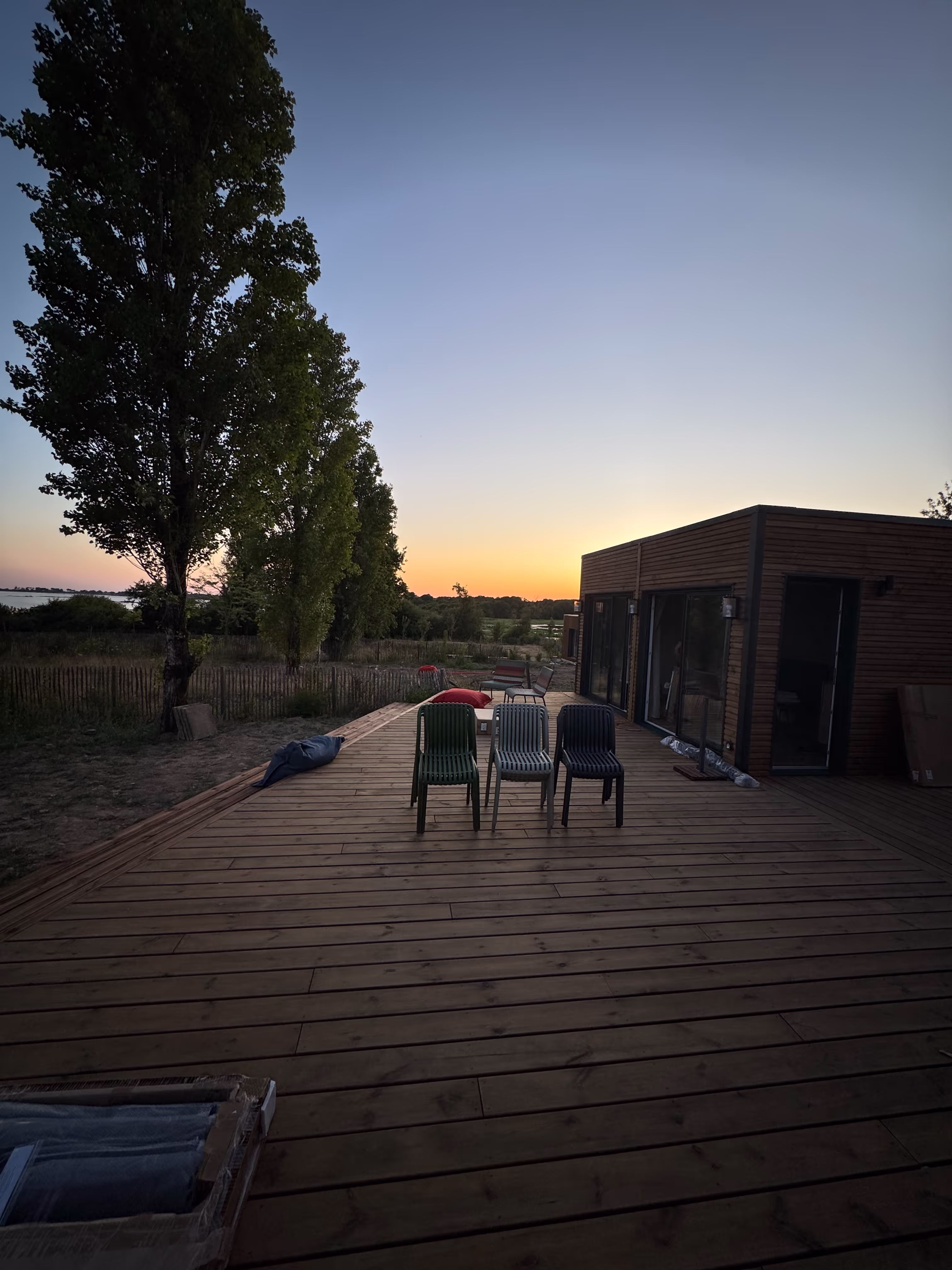 Coucher de soleil sur la terrasse